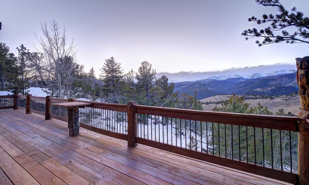 Idaho Springs Cabin | Mountain Top Modern Luxury Lodge w/360 Views and Sauna