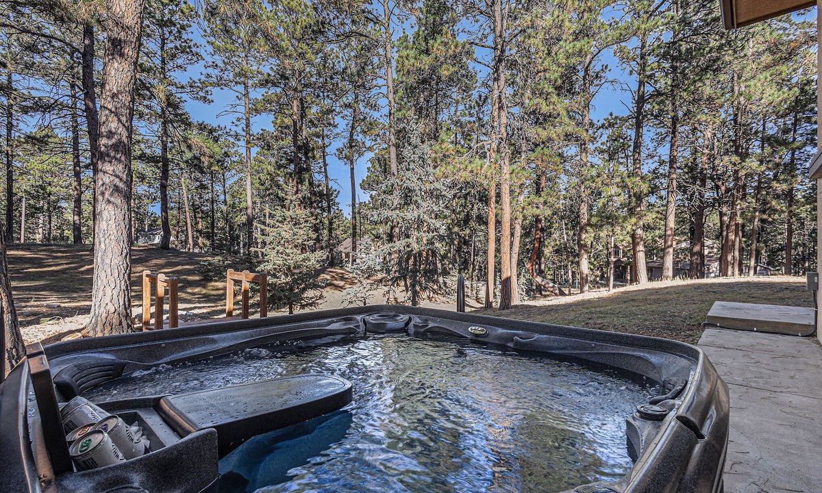 Colorado Springs House | New Listing! Family Retreat w/Zipline + Theater + Sauna