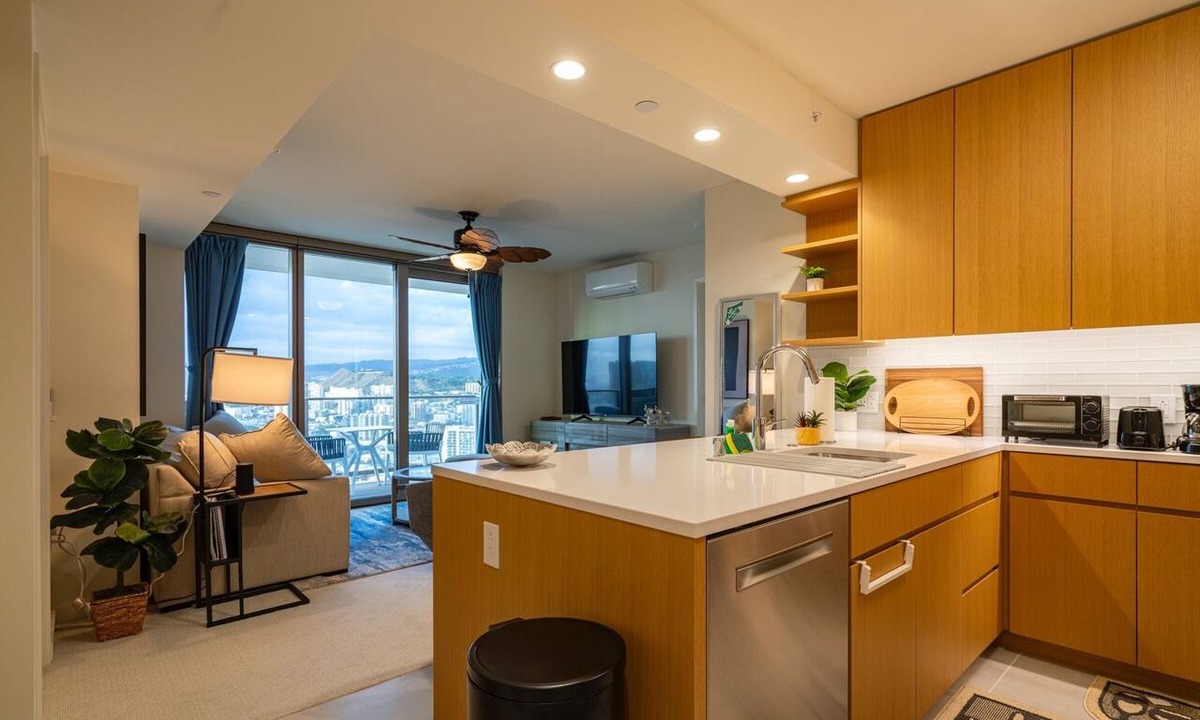 Ala Moana Condo | Newly Built at Sky Ala Moana 2 Bedroom! Great Oceanview! (SAW3508)