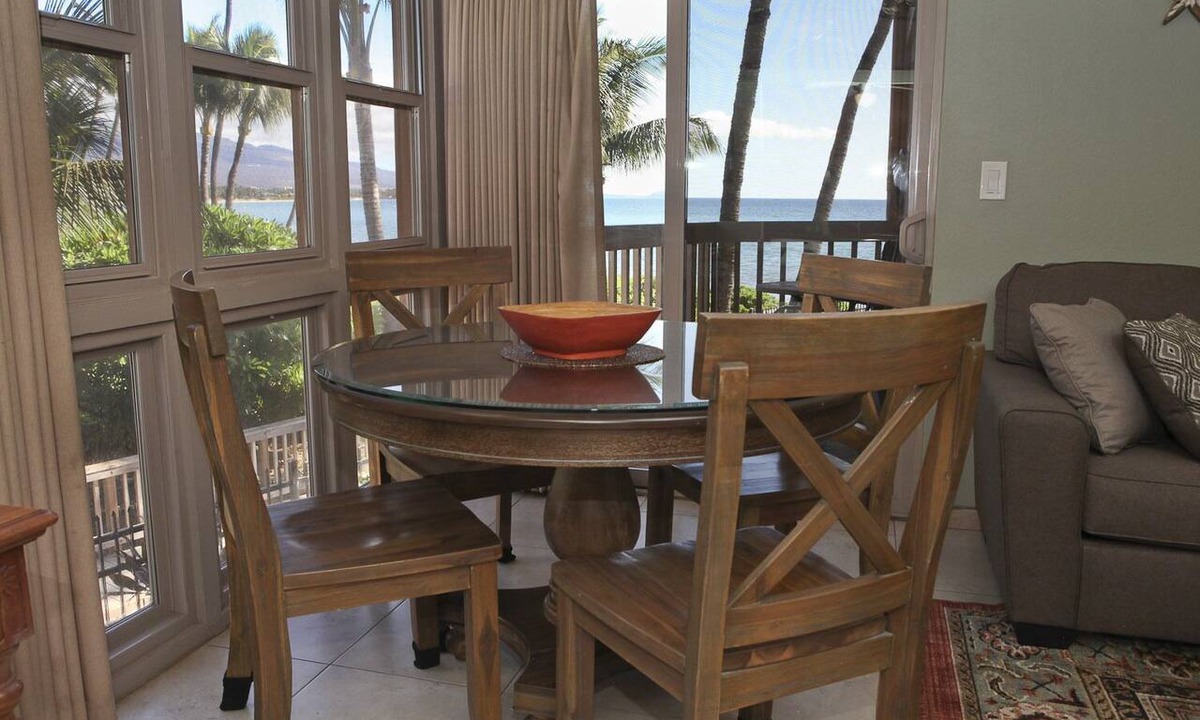 Kihei Condo | OCEANFRONT RESORT- Whale Season- 2 Bed/2 Bath Kihei Sands Beachfront Condo-B7