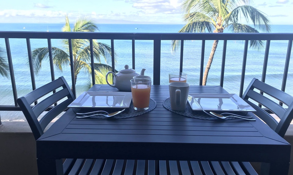 Kihei Condo | Penthouse Oceanfront Condo - PH28. 180 Degree Direct Ocean Views!