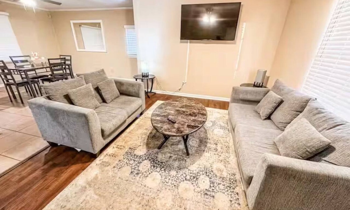 Prattville House | Portofino Clubview - 3BR/1BA large fenced yard