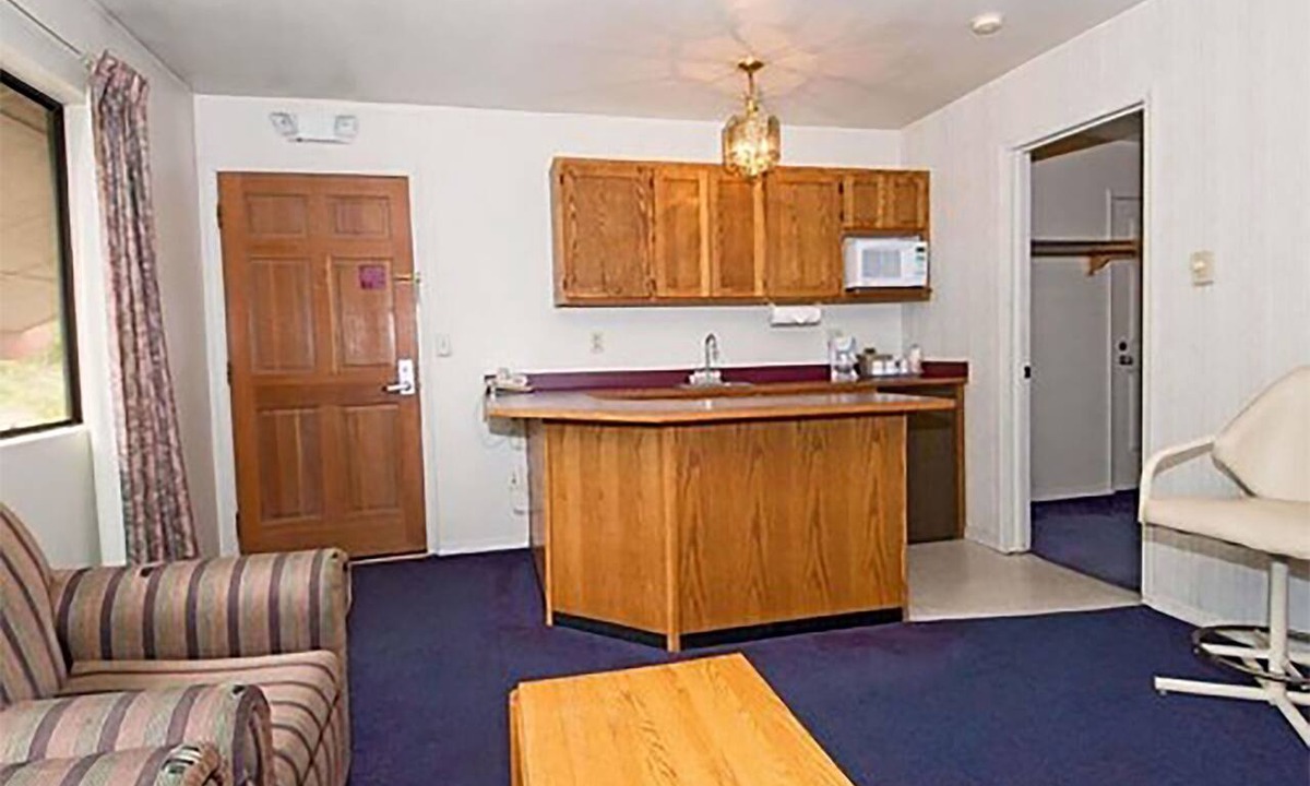 Sequim Hotel | Sequim Bay Lodge