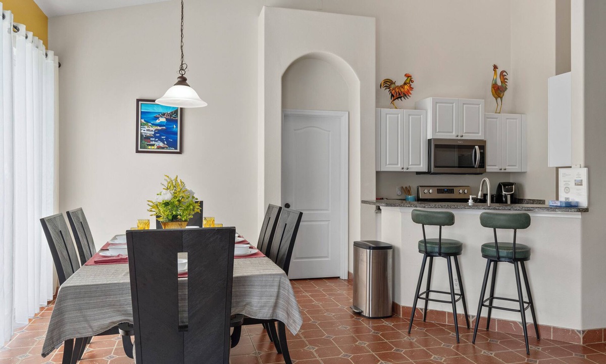 Tuscan Hills Villa | Shady Palms Villa - 3 Bedroom Luxury Villa with West Facing Pool