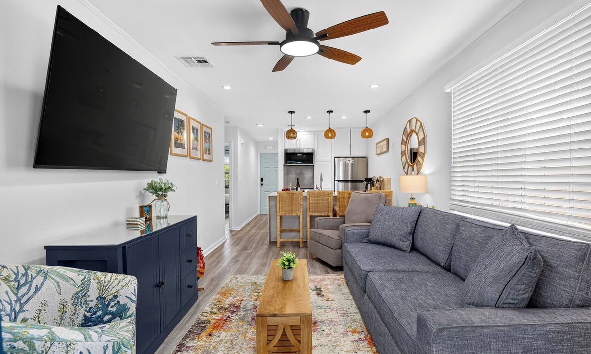 Truman Annex Condo | Shared Pool + Private Porch | Steps to Beach + Old Town | Salty Palm Retreat