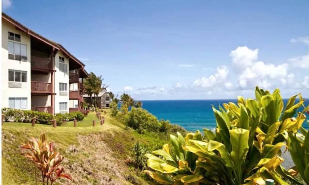 Princeville Apartment | Shearwater Resort - Princeville, Kauai, Hawaii - 2 Bedroom Deluxe Suite
