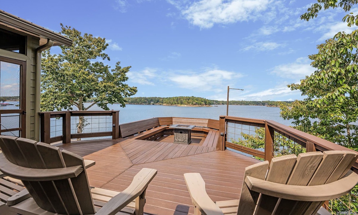 Arley House | Smith Lake Waterfront | Dock + Game Room | Sleeps 11