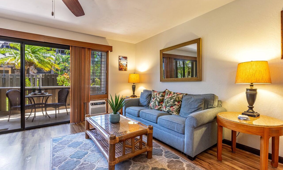 Kihei Condo | Spacious design with stunning wood floors