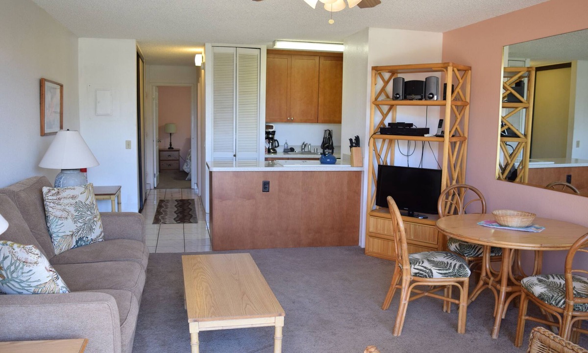 Kihei Condo | Spacious, Ground Floor Condo within Steps to Pool or Beach