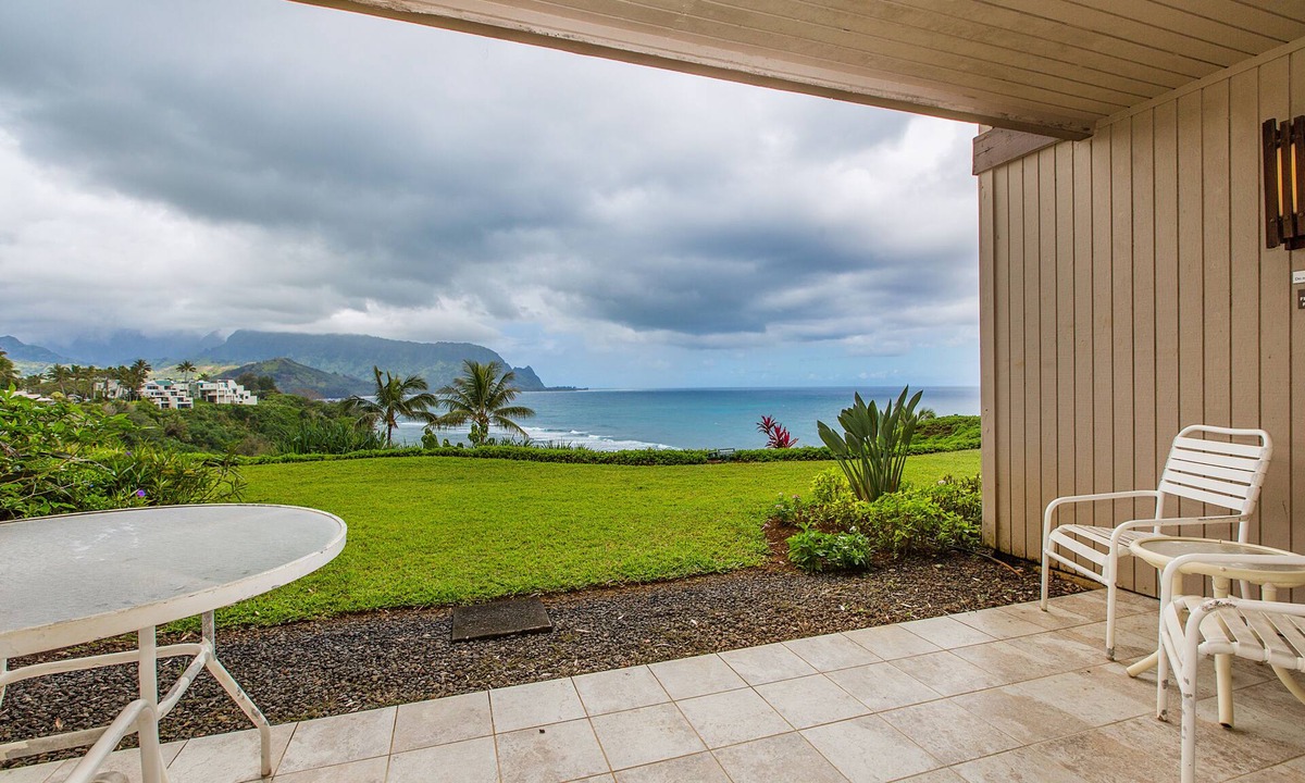 Princeville Condo | Special Rate at Pali Ke Kua 115 offers Magnificent Oceanfront Views