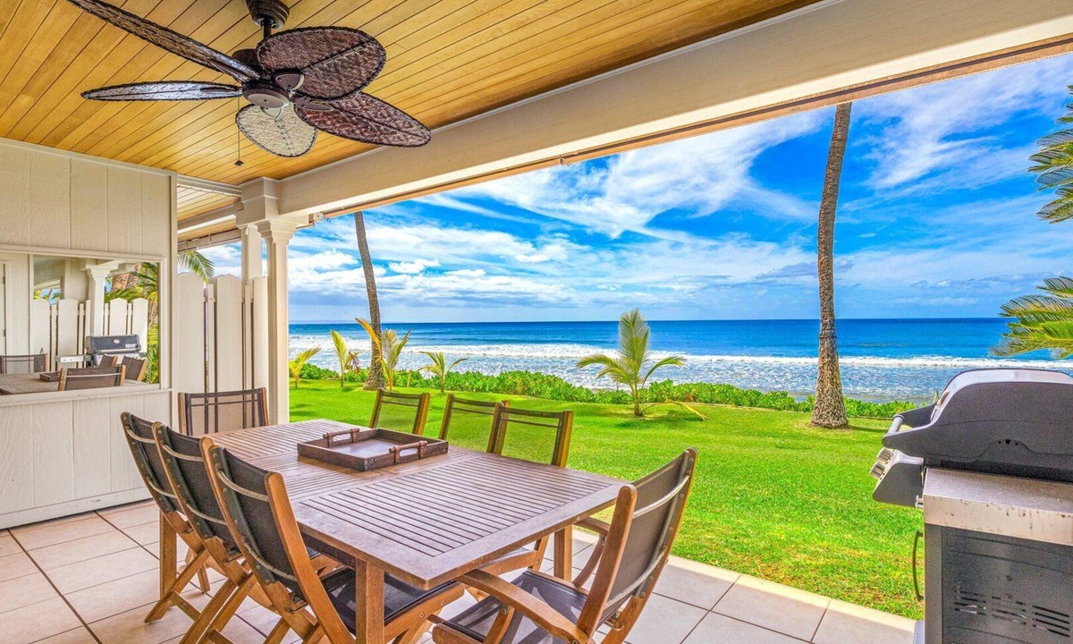 Downtown Lahaina House | SUMMER SALE! 3BD Oceanfront Townhome, Lanai, Lawn & Sunset Views - Puamana 254-2