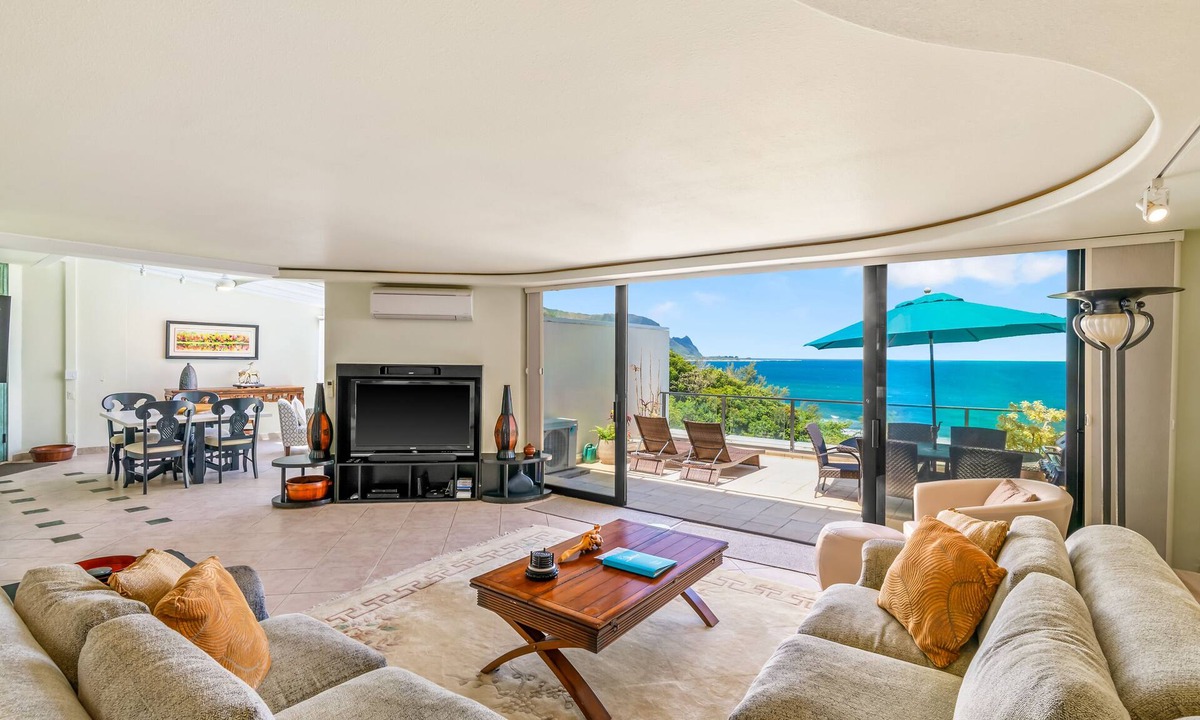 Princeville Condo | Sunsets & Ocean Views with AC at Puu Poa 210