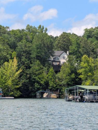 Arley House | The Cove At Smith Lake