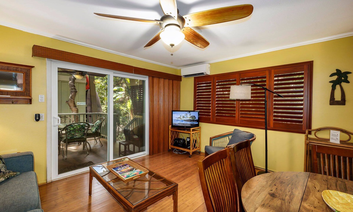 Kihei Condo | Tropical Garden View at a Beach Front Property-Kihei Kai Unit 17