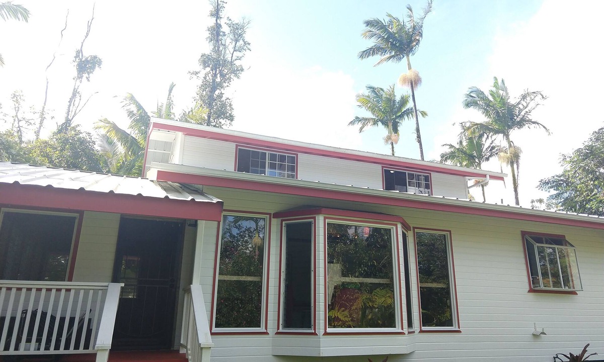 Leilani Estates House | Tropical & modern forest paradise, Exceptional 10/10, all 5 star, guest favorite