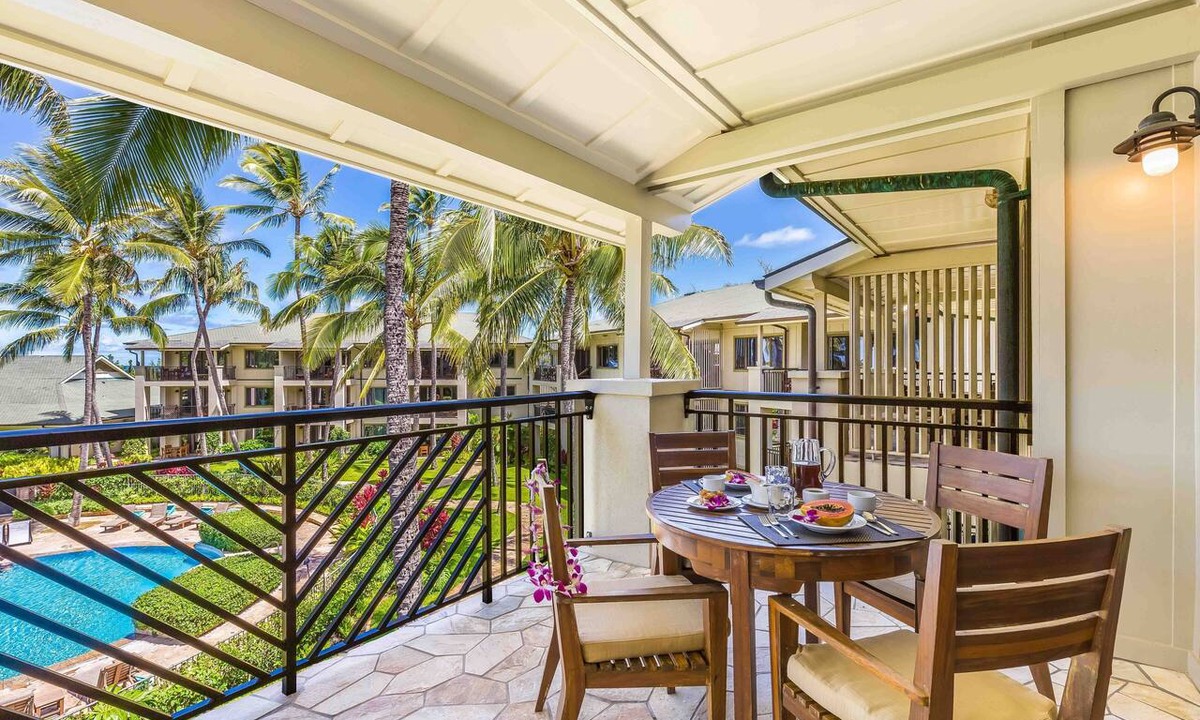 Kahuku Condo | Turtle Bay Villas 308 by Gather: Beachfront w/Shared Pool/Spa/AC