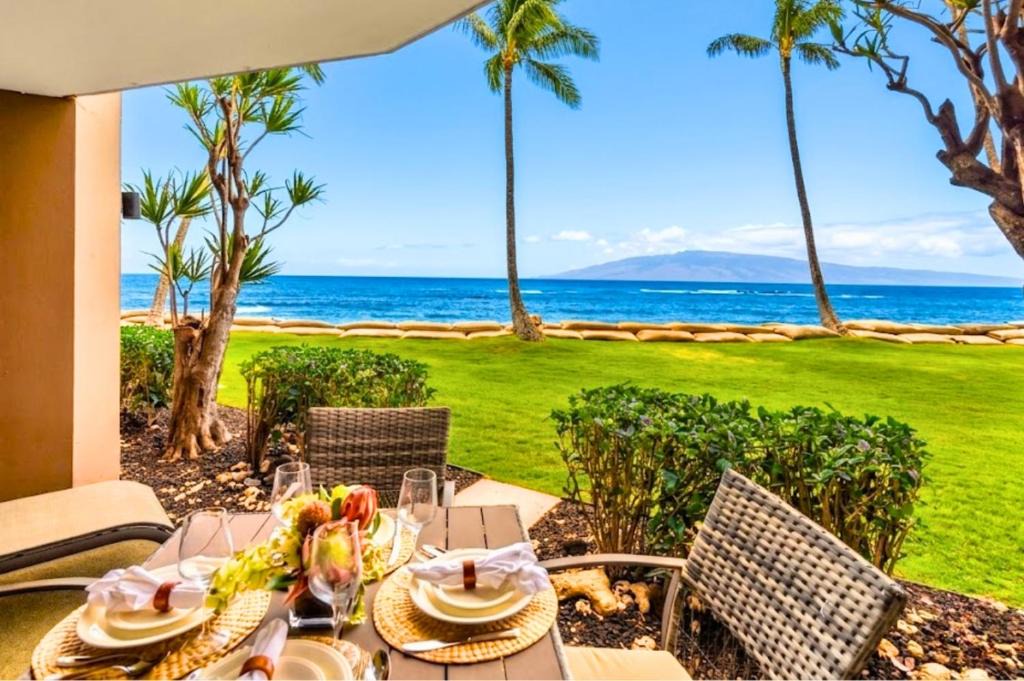 Kahana Apartment | Valley Isle Oceanfront Studio Sleeps 4 Villas Peaceful Retreat Complimentary Car with 6 Nights VIR-107 by KBM