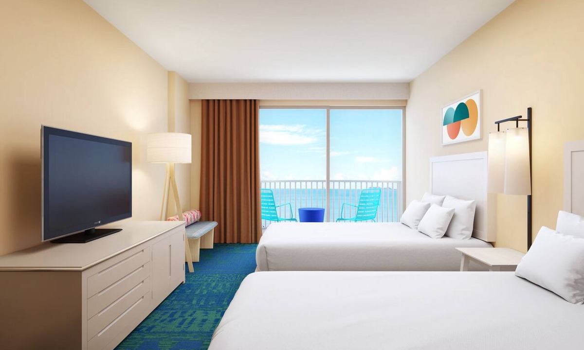 Waikiki Hotel | Your Relaxing Getaway Awaits! 4 Family-friendly Units, Beachfront Property