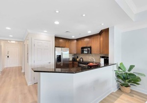 Golf-Course View Condo w/Balcony & Resort Pools