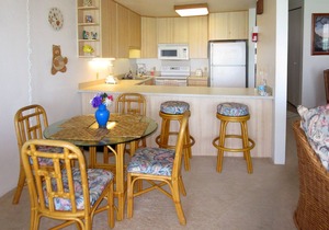 Kauai - Top Floor/Beach Front Condo at Pono Kai Resort in Kapaa -Tax Included
