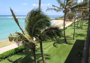 Kauai - Top Floor/Beach Front Condo at Pono Kai Resort in Kapaa -Tax Included