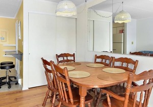 Lovely 1-bedroom condo with free WiFi, cute coastal decor, and an outdoor pool located midtown and just steps to the beach!