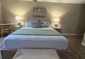 Pono Kai Resort, 2 br Ocean Front Condo, Free WiFi
