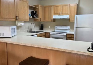 Pono Kai Resort, 2 br Ocean Front Condo, Free WiFi