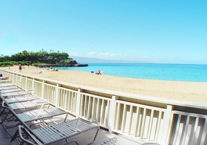 Top Floor Studio Ocean View, Golf Cart, Beach Cabana, Jacuzzi, Pool