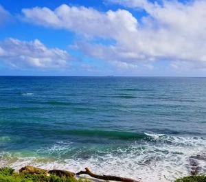 Wailua Bay 