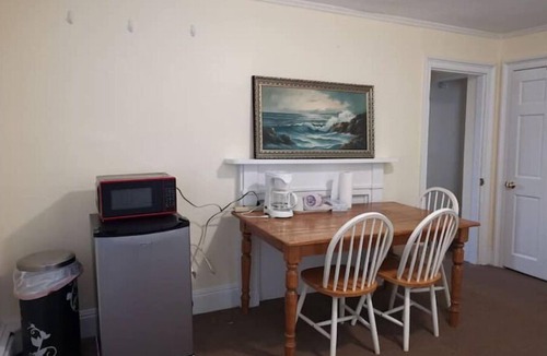 Framingham Apartment | 1 BR unit, private entrance and bathroom, free parking, walk to FSU