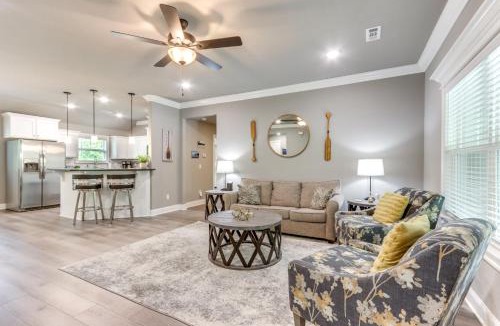 Holiday Island House | < 1 Mi to Marina! Family Home in Eureka Springs