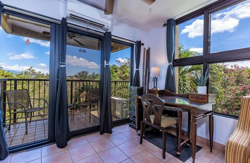 Kihei Apartment | 109.00 OceanView, Full-Size W/D, Dishwasher, 55"TV, Hotel-Zone, Beach across St,