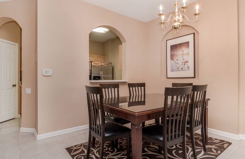 Windsor Hills Apartment | 116 m² Apartment ∙ 3 bedrooms ∙ 6 guests