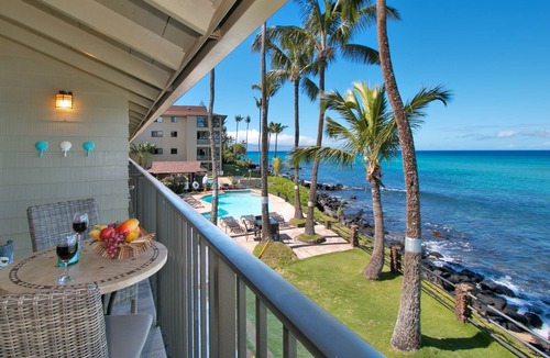 Kahana Condo | 180 Oceanfront View! A/C, Remodeled, 2 Oceanside Pools, Great Location, Clean!