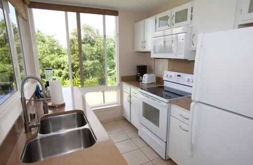 Princeville Condo | 1BR Condo in The Cliffs
