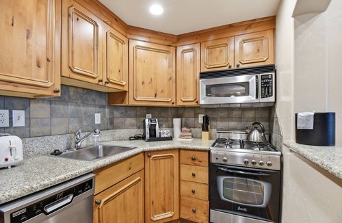 Zermatt Villa | 2 Bed 2 Bath Villa - Resort Amenities in the heart of Midway Utah 2080 2