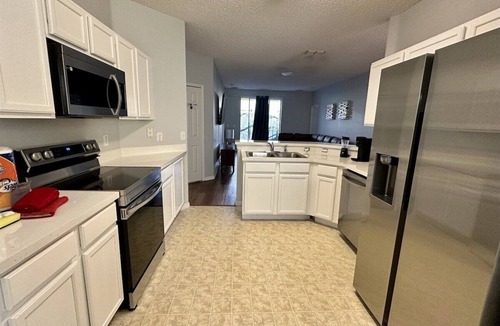 Sunset Ridge House | 25% Off Sunset Themed Retreat!