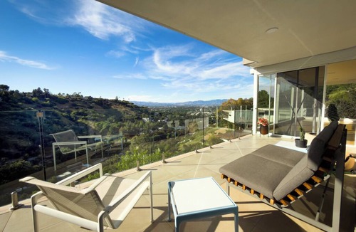 Sherman Oaks House | 2BD/2BA in the Hills with Views Neutra Gem