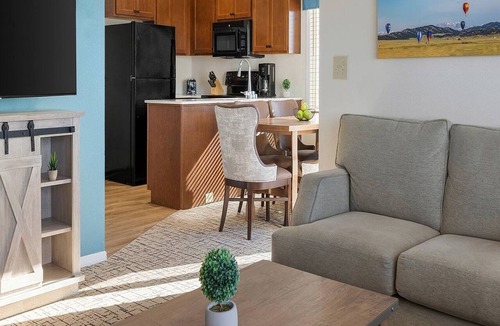 Pagosa Springs Condo | 2BR Loft Outdoor Family Fun Pagosa Springs (EEMM)