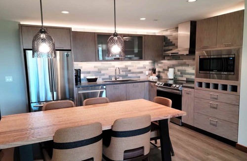 Kihei Resort | 2BR Plus at Maui Bay Villas, Hilton Grand Vacations Club in Sunny Kihei