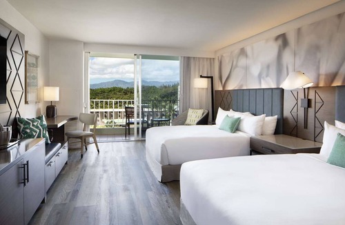 Lihue Hotel | 3 Big Rooms w/Balconies Close to Wailua Falls! Beachfront Location w/Pool!