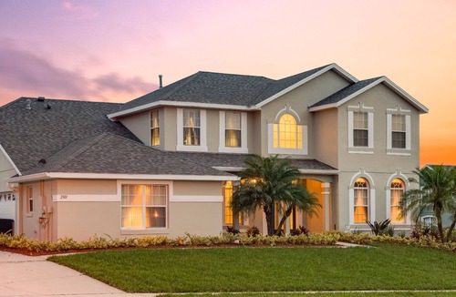 West Kissimmee House | 3 Miles to Disney! Themed Home FREE Heated Pool & Spa Theater Grill & 7 Bedrooms