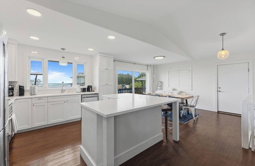 Laie House | 4BR Oahu Retreat - Steps to Beach - Laie Hawaii