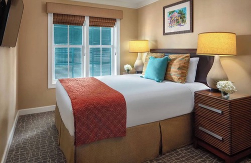 Bahama Village Resort | 4th of July in Key West at the Hyatt Vacation Club at Sunset Harbor - 2BR Villa!