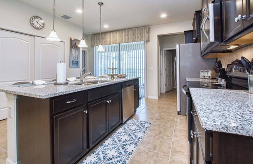Four Corners House | 5BR Windsor Pool Home | 3 Master Suites | Game Room | Dog Friendly
