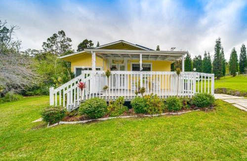 Volcano House | 7 Mi to Volcanoes NP: Serene Cottage w/Deck!