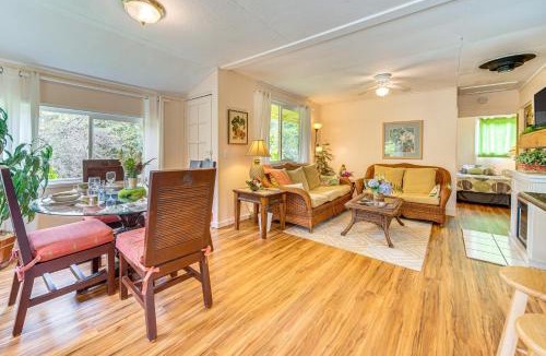 Volcano House | 7 Mi to Volcanoes NP: Serene Cottage w/Deck!