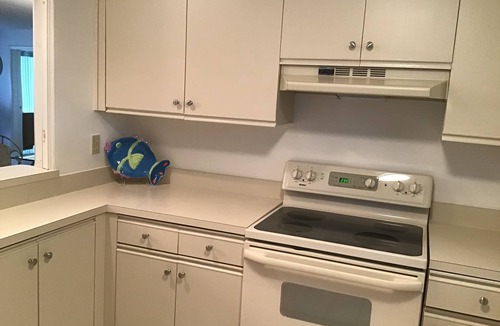 Saint Armands Key Condo | A Prime Location.St Armand's circle, Lido Beach, Shopping, Dinning and Fun