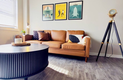 Central Business District Apartment | Above it All-downtown, gym, free parking, cruise, Mardi Gras, cozy, stylish